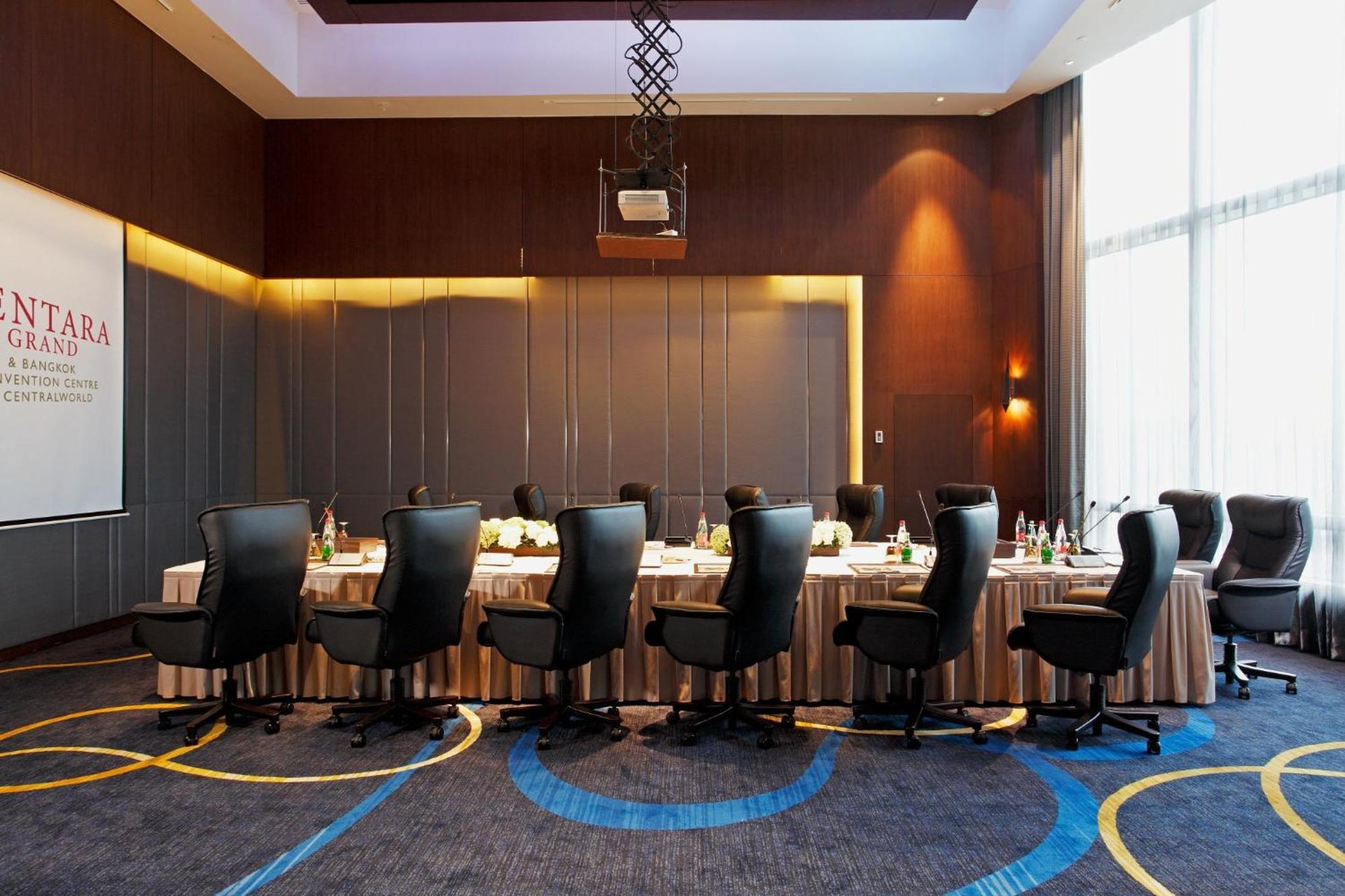 Centara Grand At Centralworld Banguecoque Exterior foto Meeting room